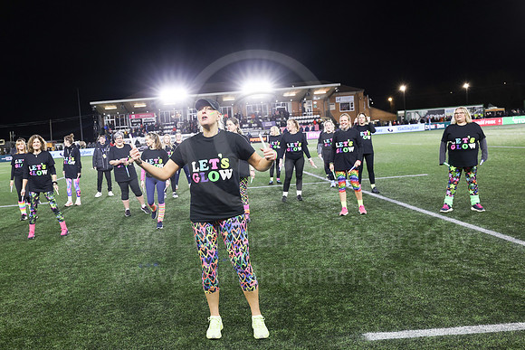 Entertainment_260102_103
