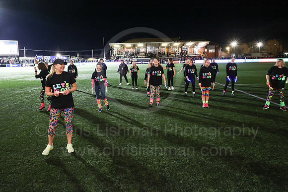 Entertainment_260102_104