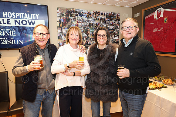 Corporate_260102_079