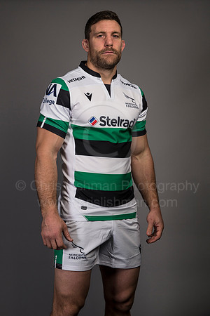 mark wilson away right