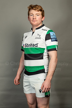 zach kerr away left