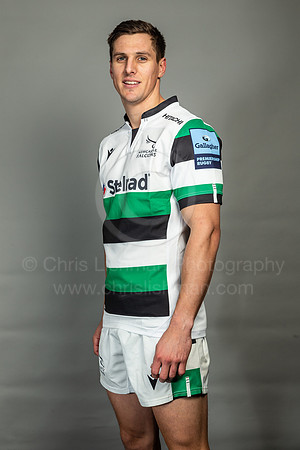 louis schreuder away left smile