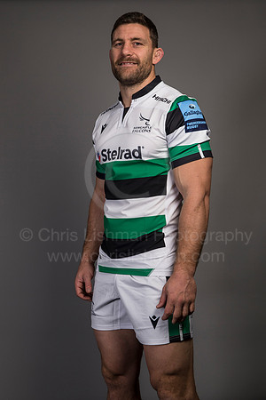 mark wilson away left smile