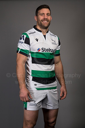 mark wilson away right smile