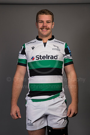 callum chick away smile