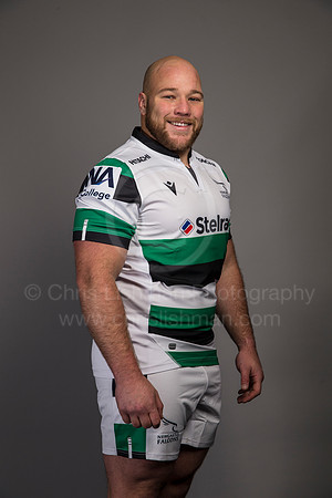kyle cooper away right smile