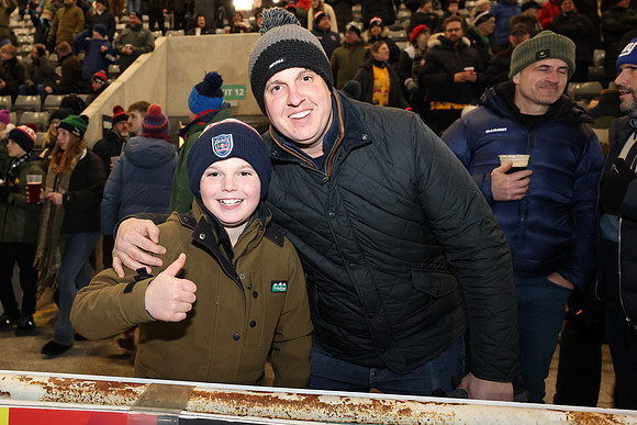 Supporters_260102_263