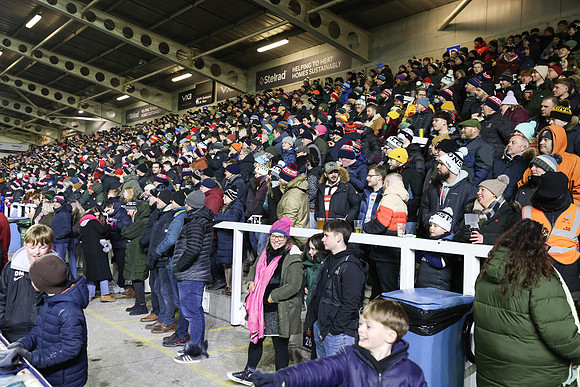 Supporters_260102_266