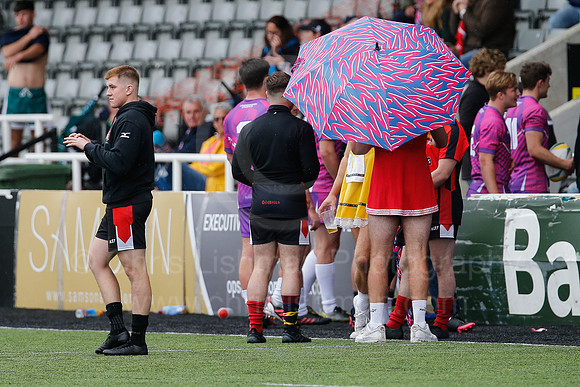 Oddballs Uni.  7's Festival_110_