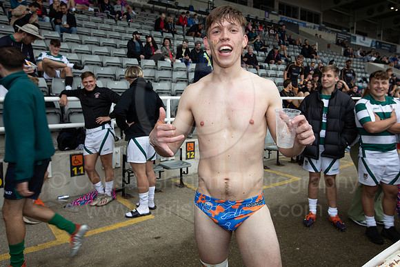 Oddballs Uni.  7's Festival_220_