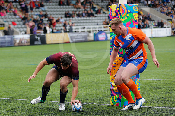 Oddballs Uni.  7's Festival_395_