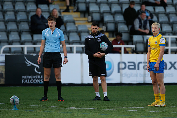 Gos Acad v Bishop Burton_013_LA_3619