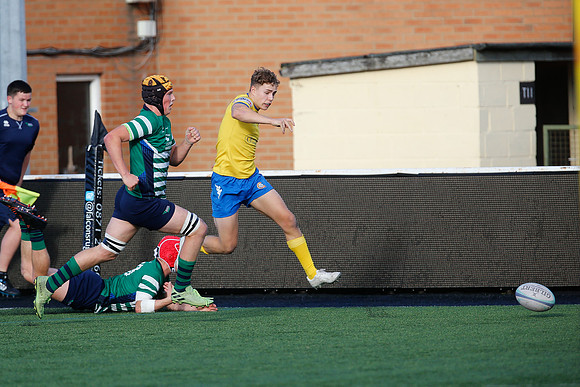Gos Acad v Bishop Burton_045_LA_3979