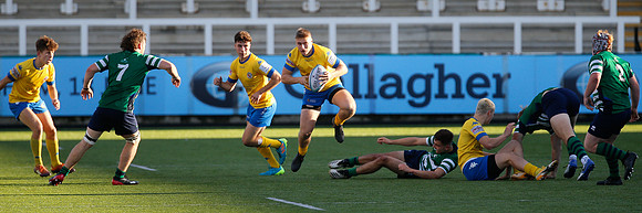 Gos Acad v Bishop Burton_067_LA_4354
