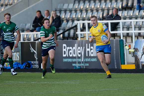 Gos Acad v Bishop Burton_095_LA_4905