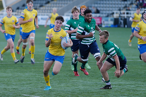 Gos Acad v Bishop Burton_127_LC_7427