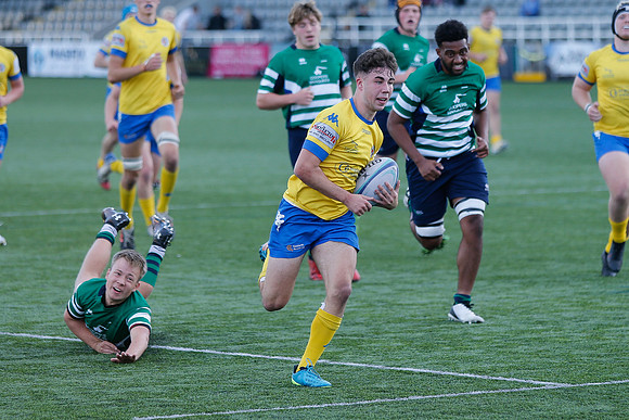 Gos Acad v Bishop Burton_128_LC_7435