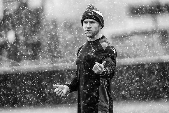 B&W_Training_16-01-2024_CL_858245_