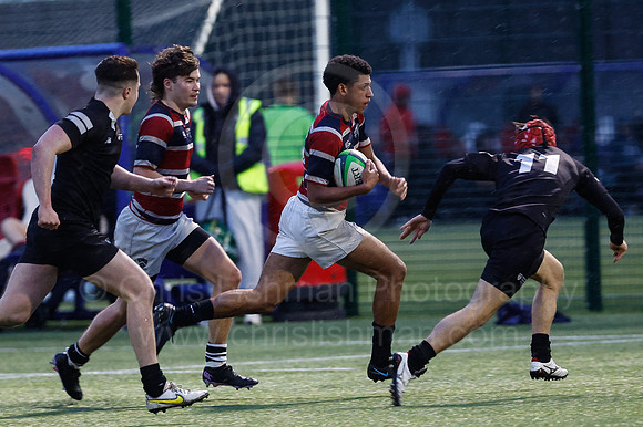 Uni 3's v Poly_31-01-2024_CL_868251
