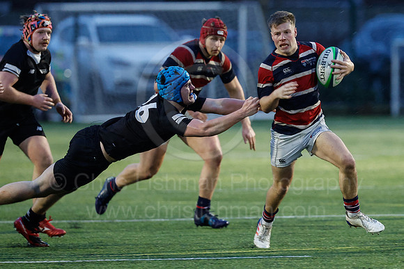 Uni 3's v Poly_31-01-2024_CL_868477