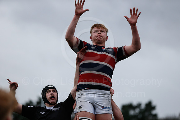 Uni 3's v Poly_31-01-2024_CL_869058