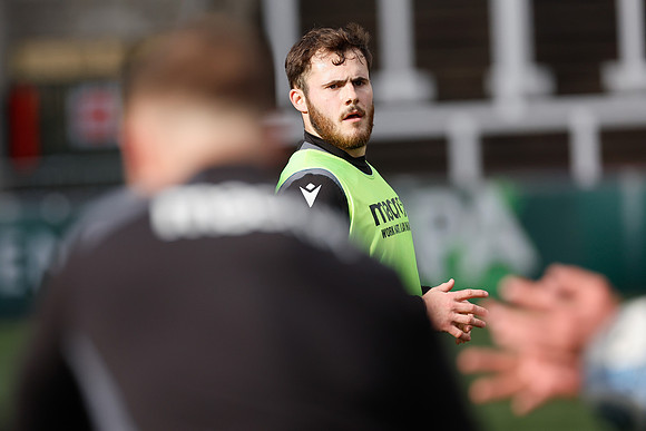Iwan Stephens_Training at KP_26-02-2024_CL_909971