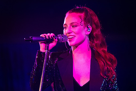 Jess Glynne