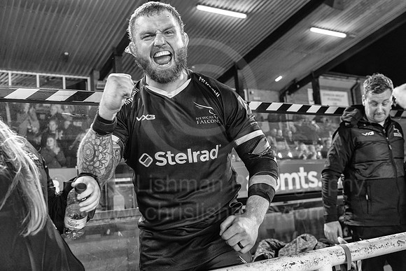 B&W_5775FAL_EXE_CDL_18-10-2024_CL_1228558